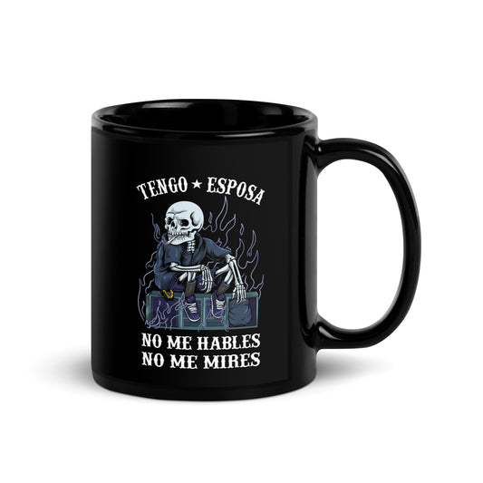 Tengo Esposa No Me Hables No Me Mires Coffee Mug for Latinos